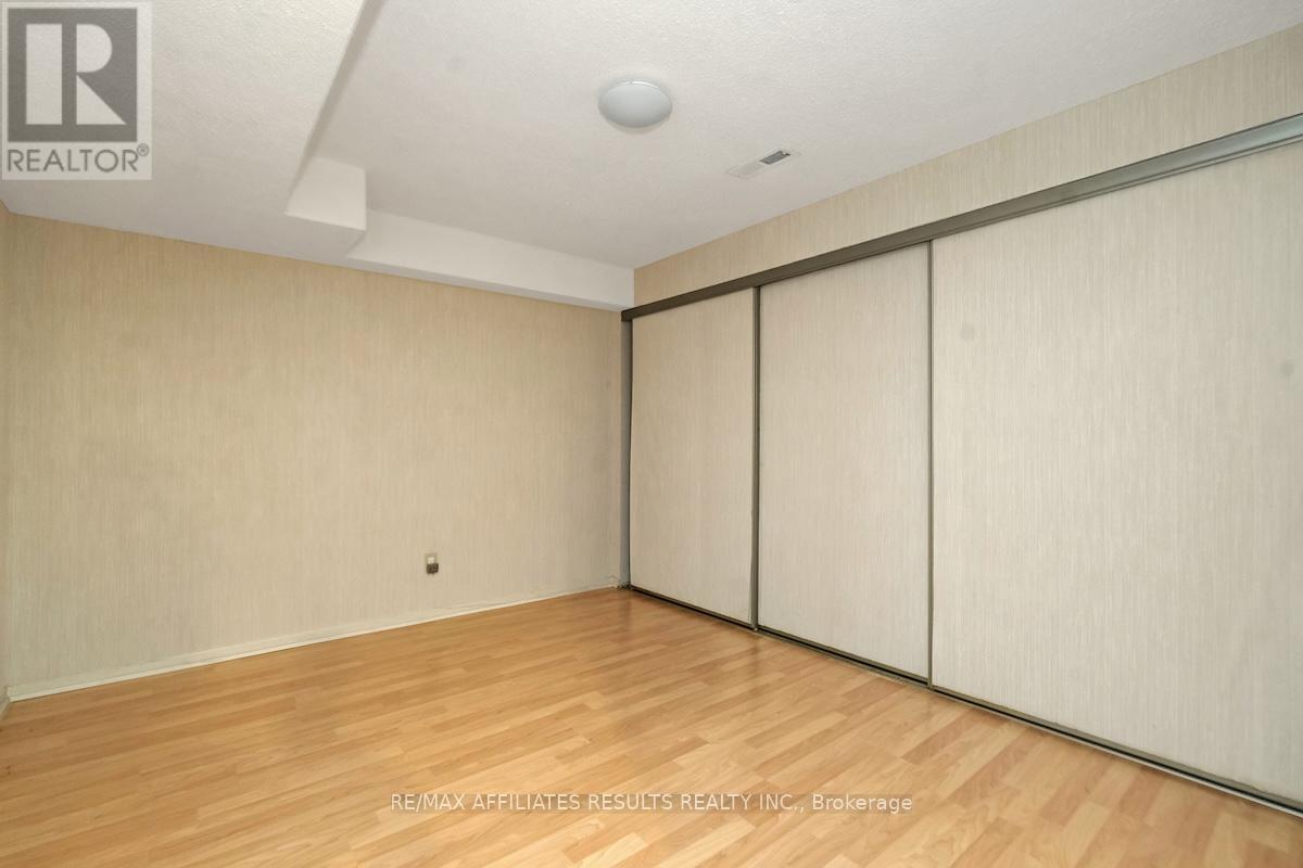 30 Pentland Crescent, Ottawa, Ontario  K2K 1V5 - Photo 43 - X12420305