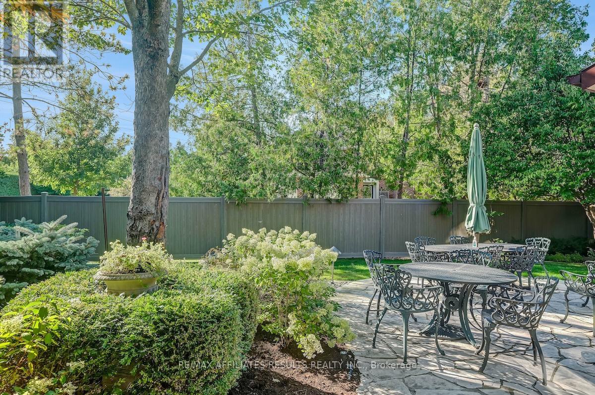 30 Pentland Crescent, Ottawa, Ontario  K2K 1V5 - Photo 47 - X12420305