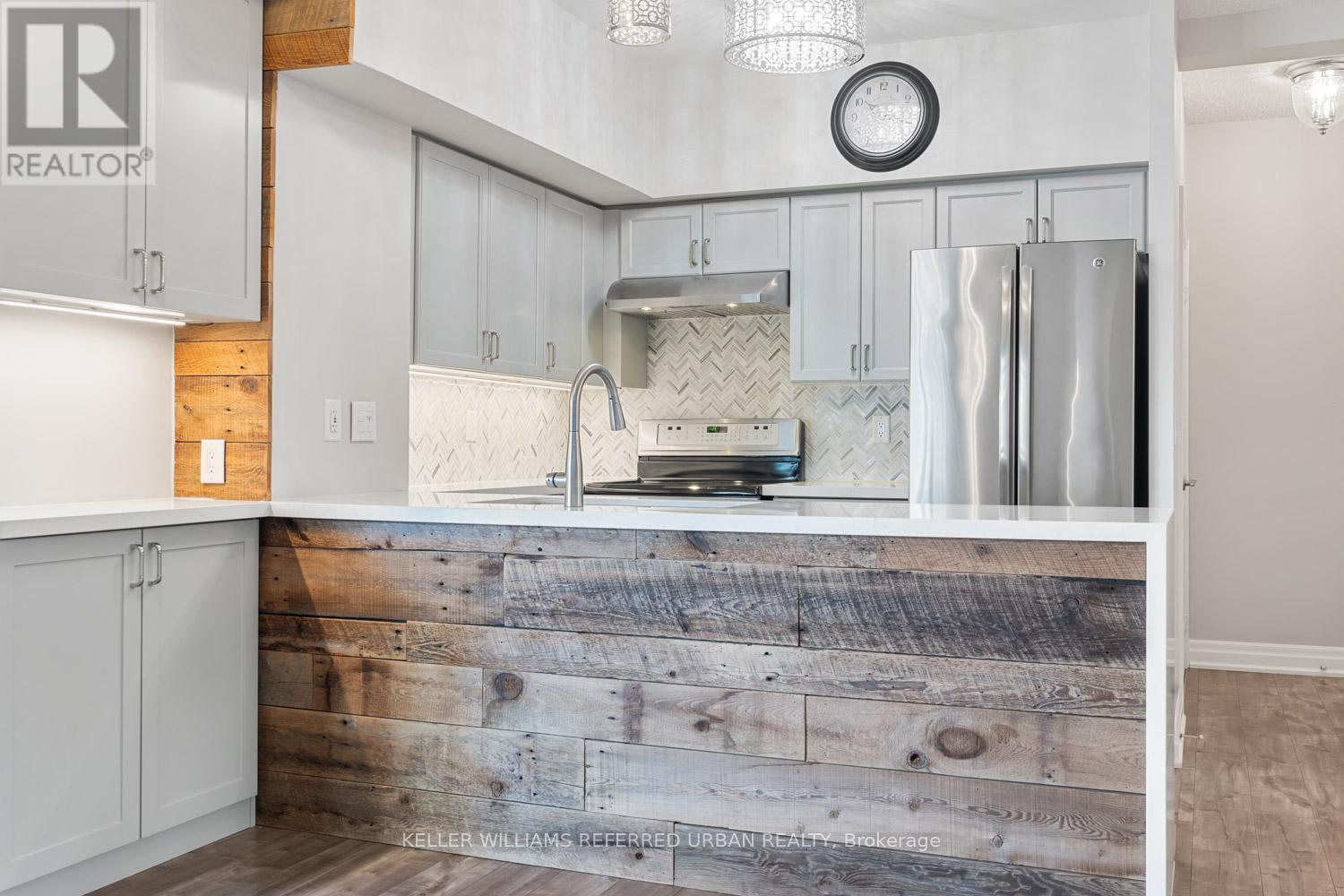 409 - 2121 Lake Shore Boulevard W, Toronto, Ontario M8V 4E9 - Photo 17 - W12420293