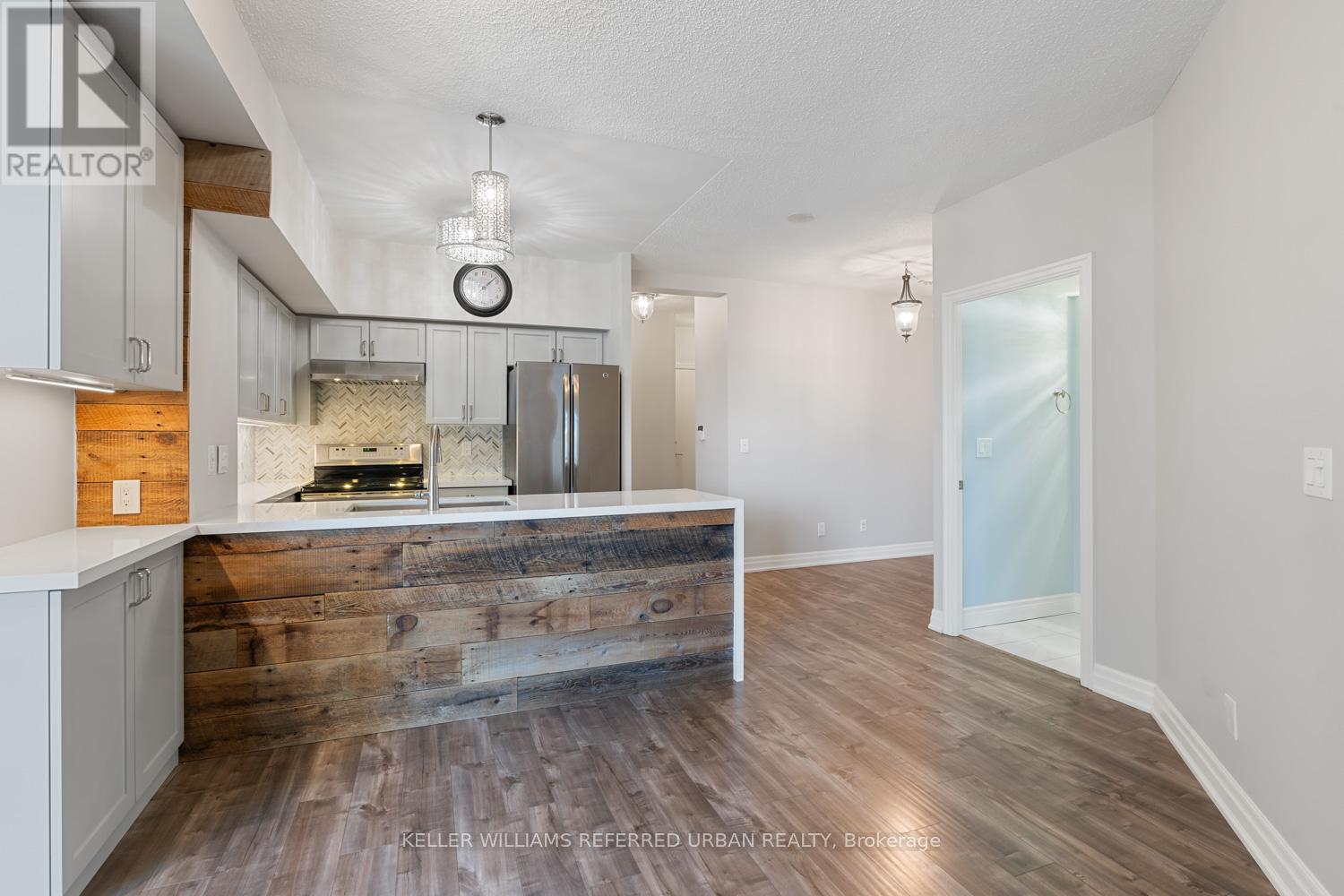 409 - 2121 Lake Shore Boulevard W, Toronto, Ontario M8V 4E9 - Photo 23 - W12420293