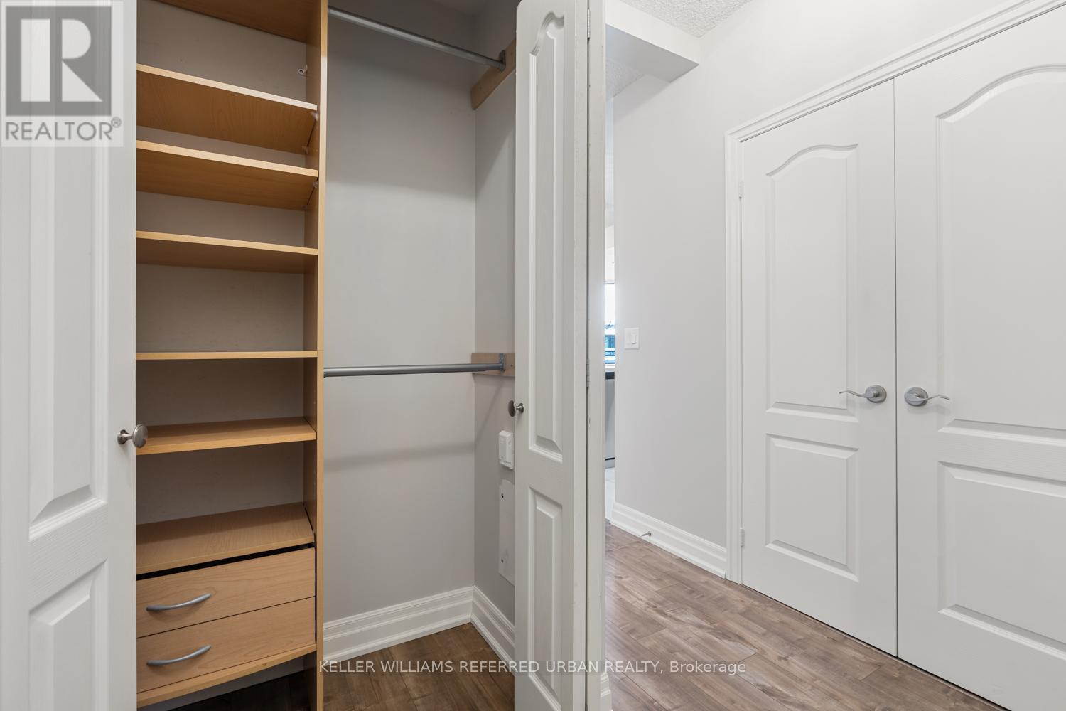 409 - 2121 Lake Shore Boulevard W, Toronto, Ontario M8V 4E9 - Photo 33 - W12420293