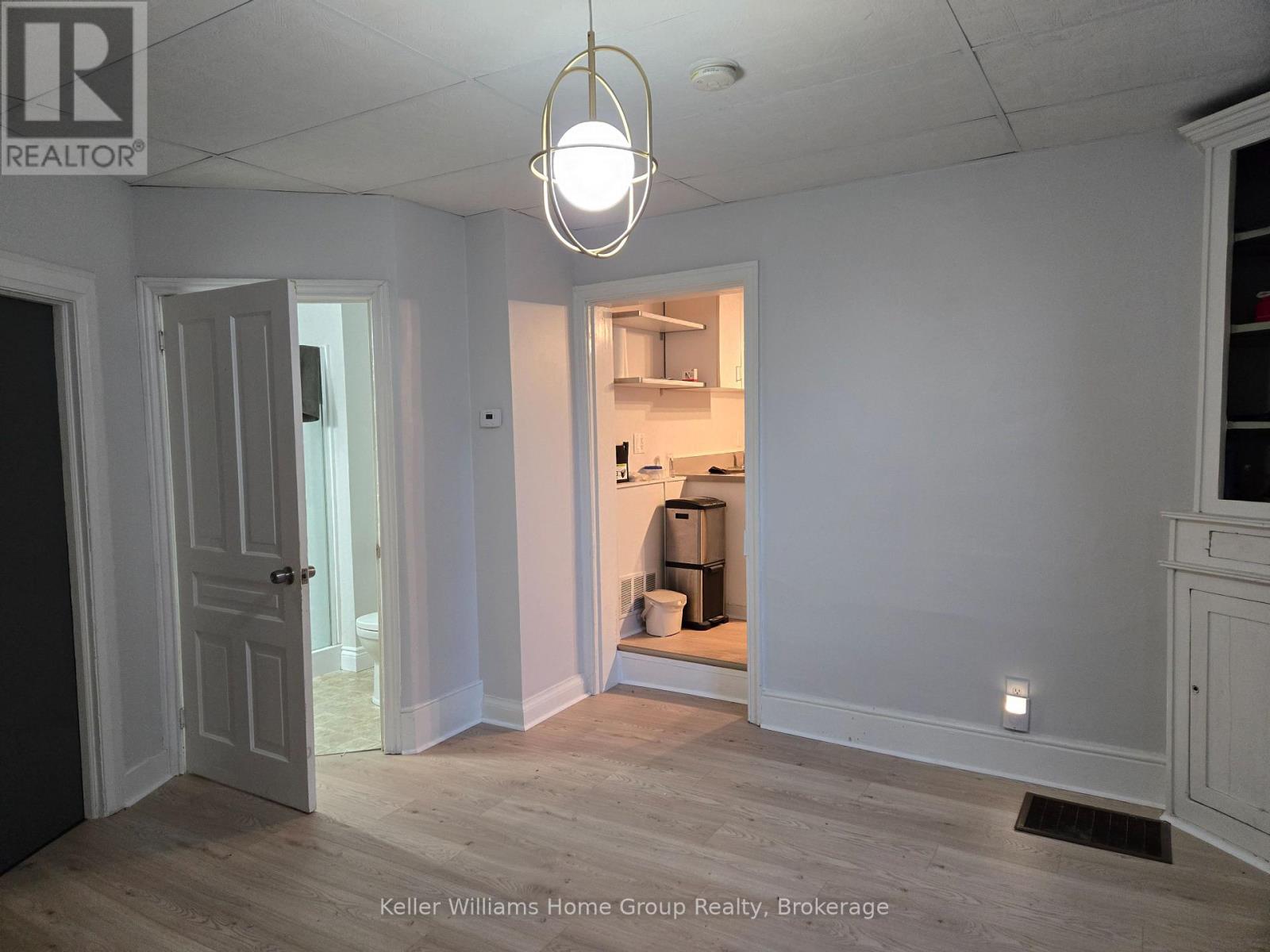 114a Surrey Street E, Guelph, Ontario  N1H 3P9 - Photo 11 - X12420313