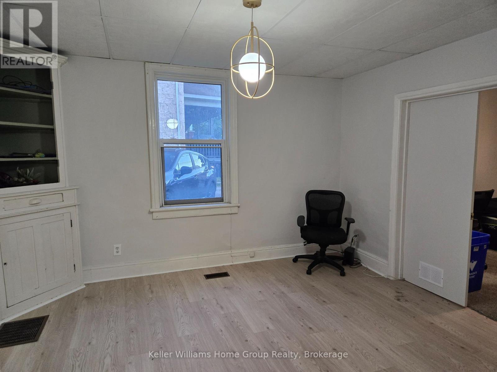 114a Surrey Street E, Guelph, Ontario  N1H 3P9 - Photo 3 - X12420313