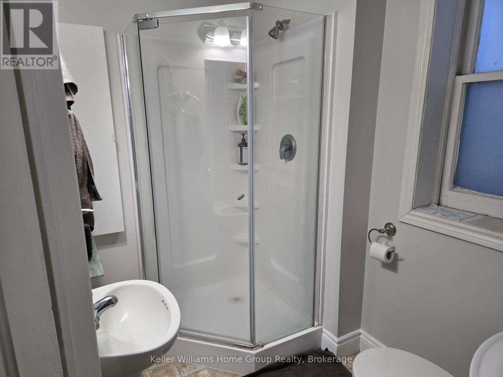 114a Surrey Street E, Guelph, Ontario  N1H 3P9 - Photo 6 - X12420313