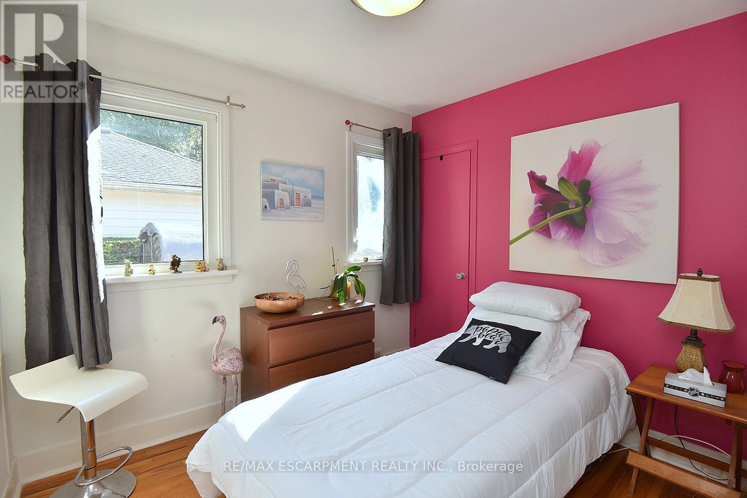 26 Heywood Avenue, St. Catharines, Ontario  L2M 2M8 - Photo 26 - X12420278