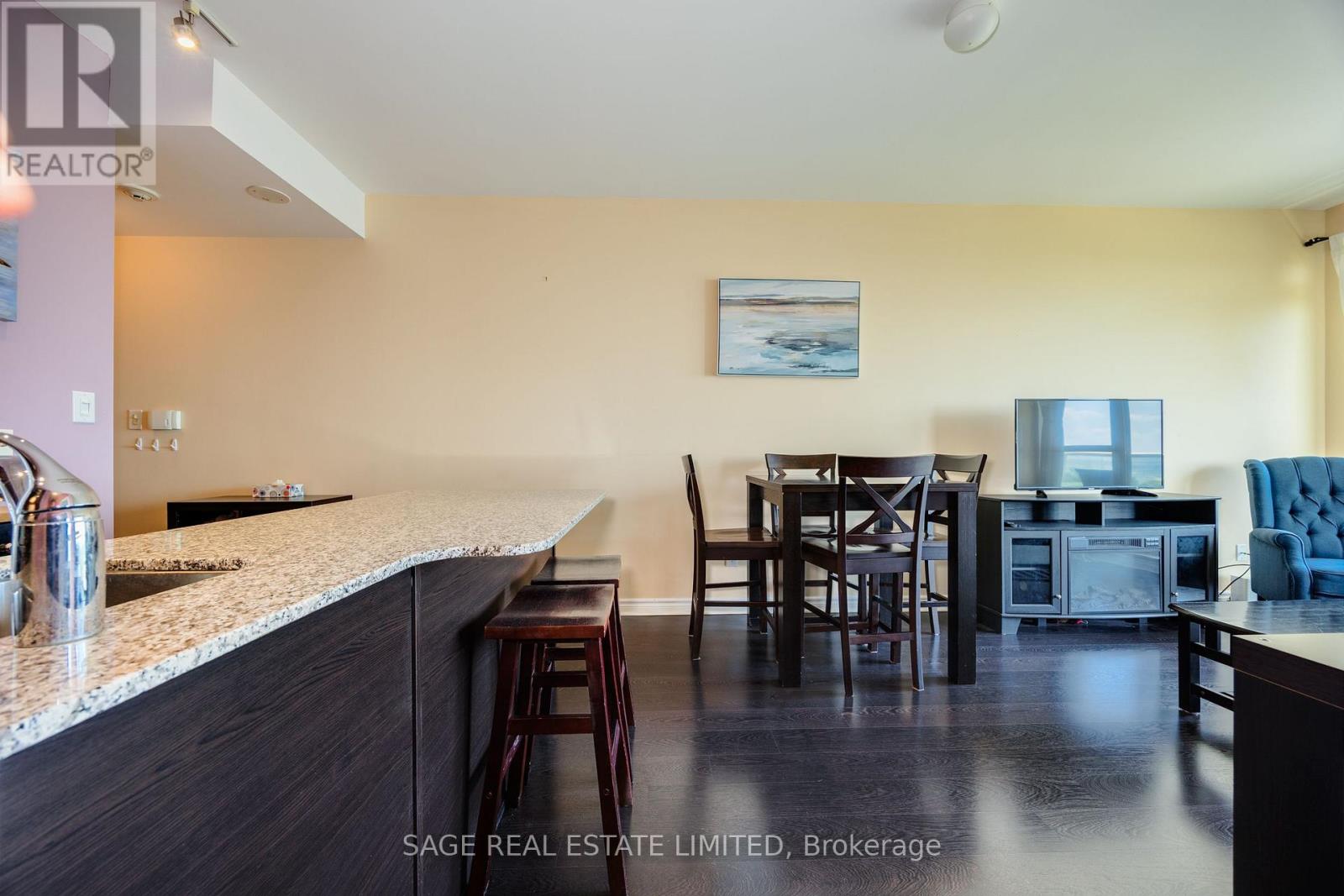 1302 - 3865 Lake Shore Boulevard W, Toronto, Ontario M8W 0A2 - Photo 12 - W12418757