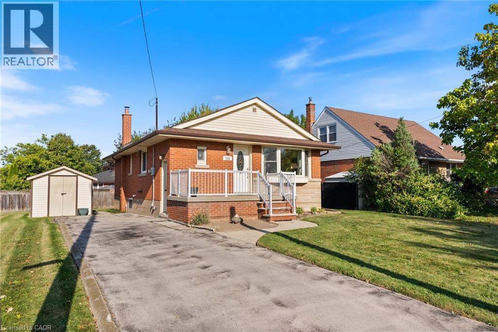 136 Warren Avenue, Hamilton, Ontario  L9A 3E1 - Photo 1 - 40770522