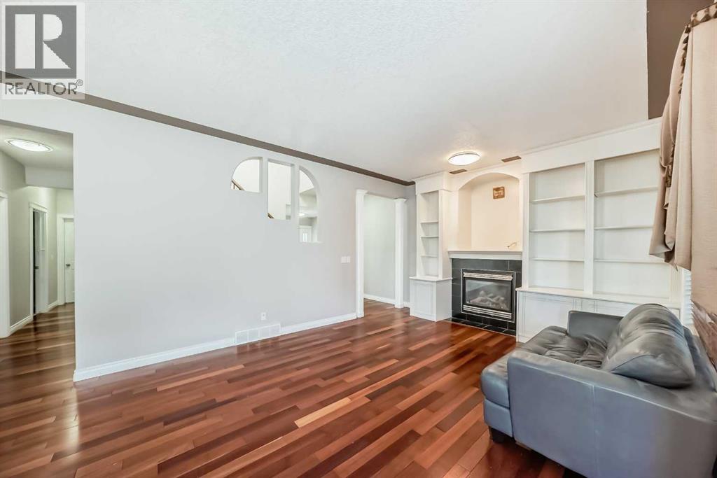 87 Sherwood Circle Nw, Calgary, Alberta  T3R 1R3 - Photo 9 - A2254699