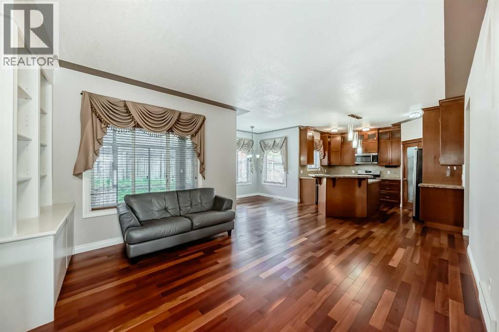 87 Sherwood Circle Nw, Calgary, Alberta  T3R 1R3 - Photo 10 - A2254699