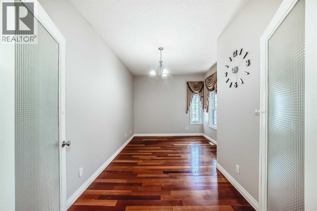 87 Sherwood Circle Nw, Calgary, Alberta  T3R 1R3 - Photo 15 - A2254699