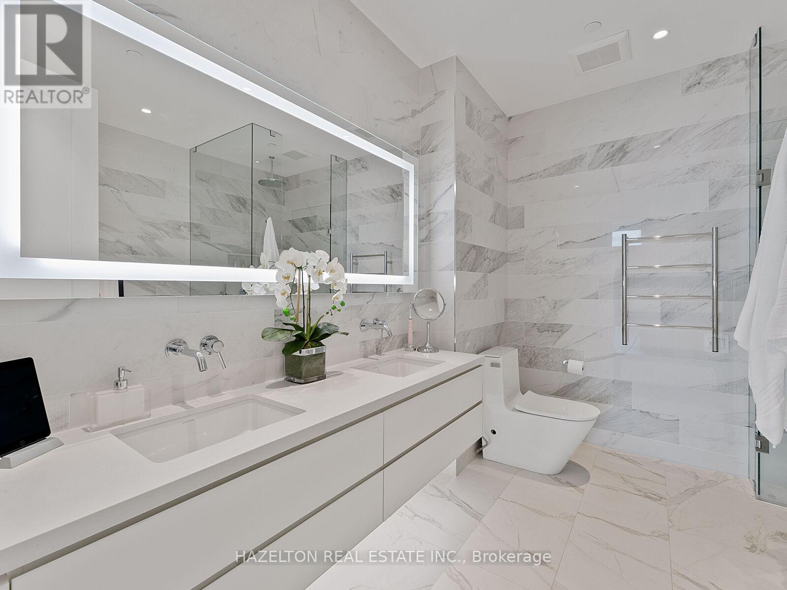 4006 - 183 Wellington Street W, Toronto, Ontario  M5V 0A1 - Photo 36 - C12420321