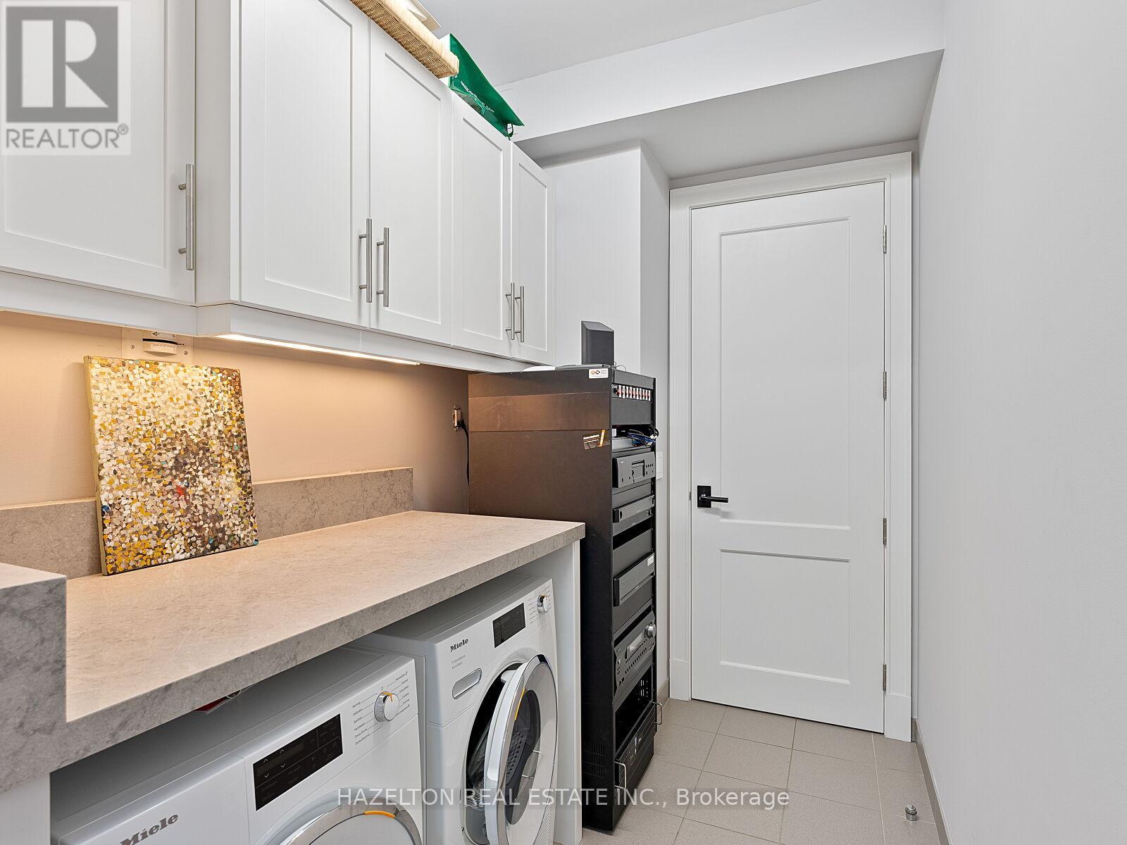 4006 - 183 Wellington Street W, Toronto, Ontario  M5V 0A1 - Photo 47 - C12420321