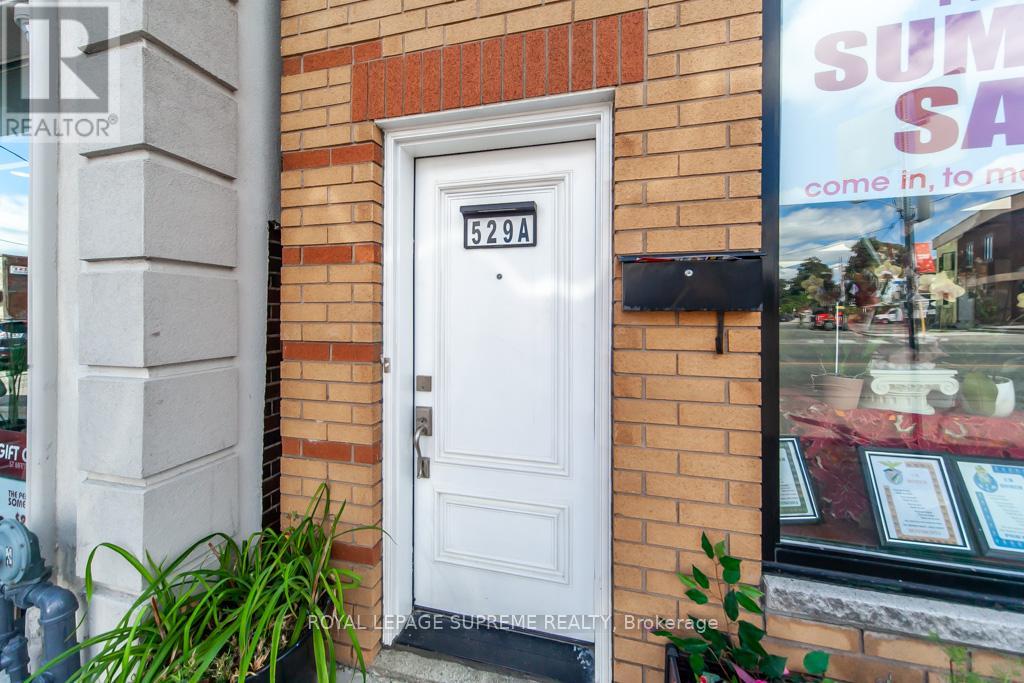 529 Rogers Road, Toronto, Ontario  M6M 1B4 - Photo 15 - W12367262