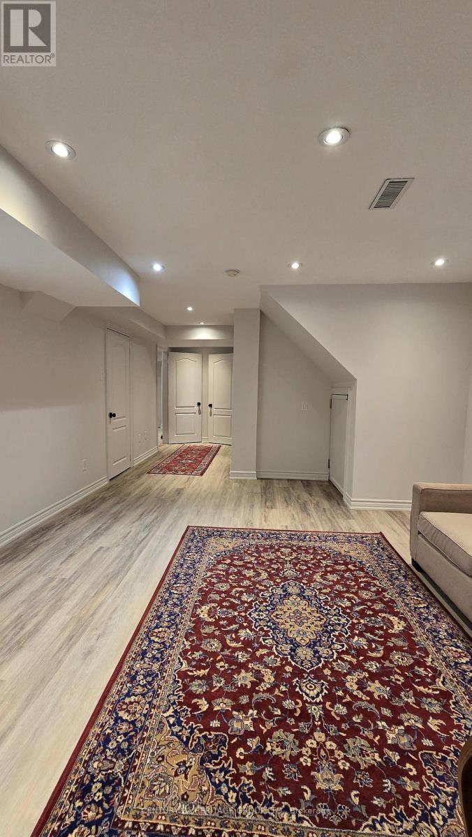83 Aloe Avenue, Richmond Hill, Ontario  L4E 4N1 - Photo 12 - N12420300
