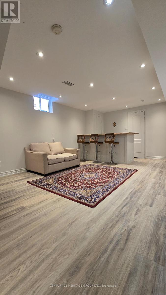 83 Aloe Avenue, Richmond Hill, Ontario  L4E 4N1 - Photo 4 - N12420300