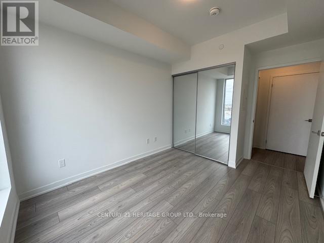 807 - 474 Caldari Road, Vaughan, Ontario  L4K 0R5 - Photo 9 - N12420324