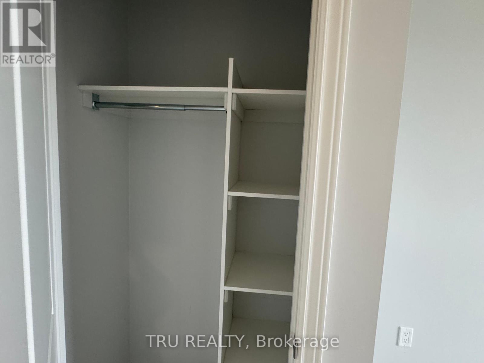417 - 1350 Hemlock Road, Ottawa, Ontario  K1K 5C2 - Photo 14 - X12371509