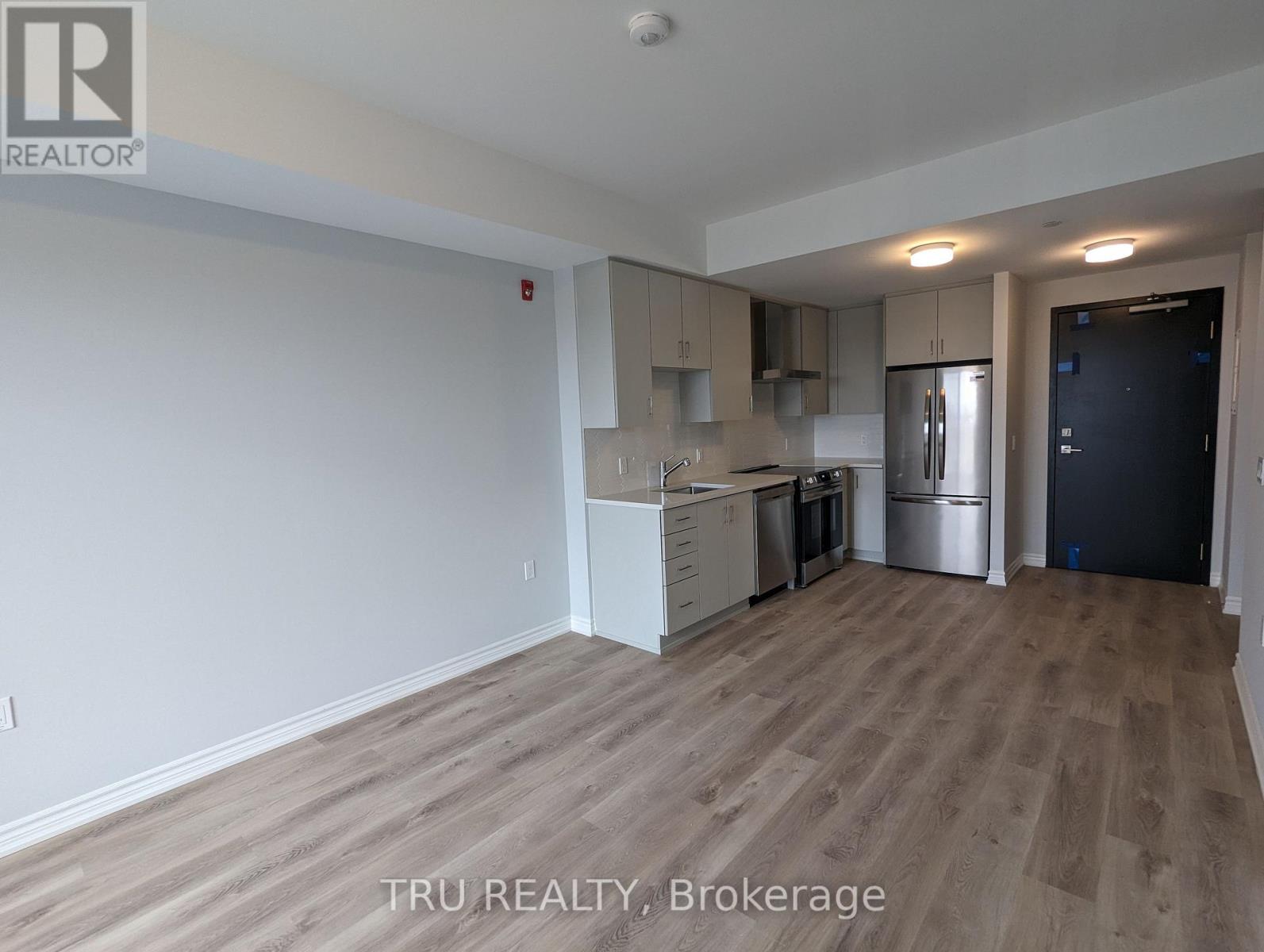 417 - 1350 Hemlock Road, Ottawa, Ontario  K1K 5C2 - Photo 5 - X12371509