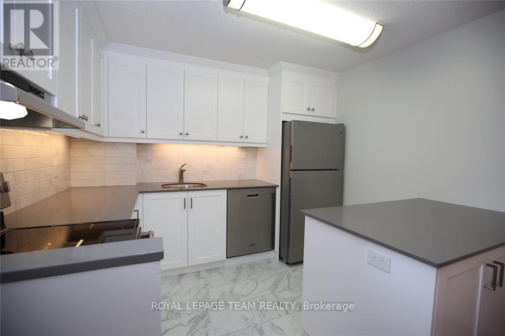 1003 - 1100 Ambleside Drive, Ottawa, Ontario  K2B 8G6 - Photo 16 - X12420271