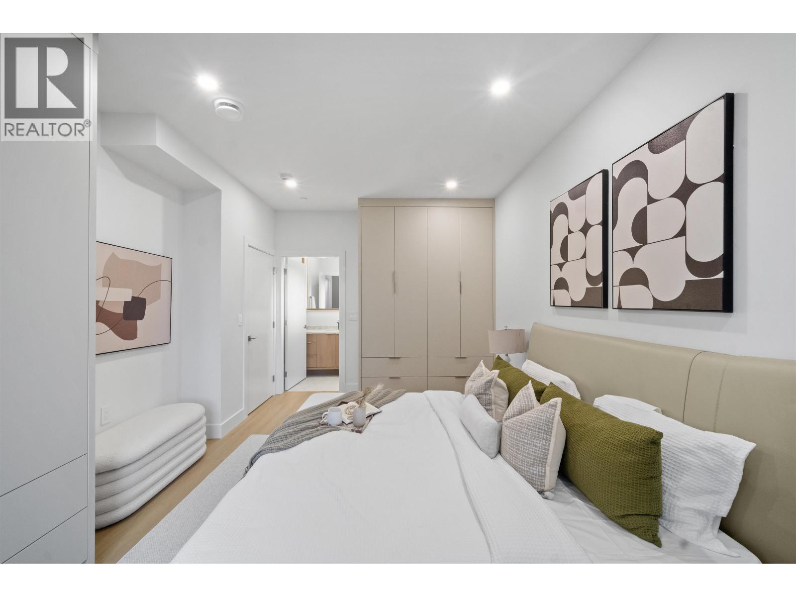 1 2386 E 45th Avenue, Vancouver, British Columbia  V5R 1K3 - Photo 8 - R3050903