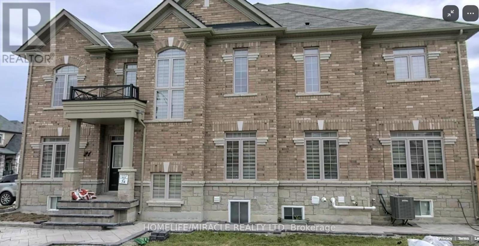 21 Camston Road, Brampton, Ontario  L6P 4K2 - Photo 2 - W12420306