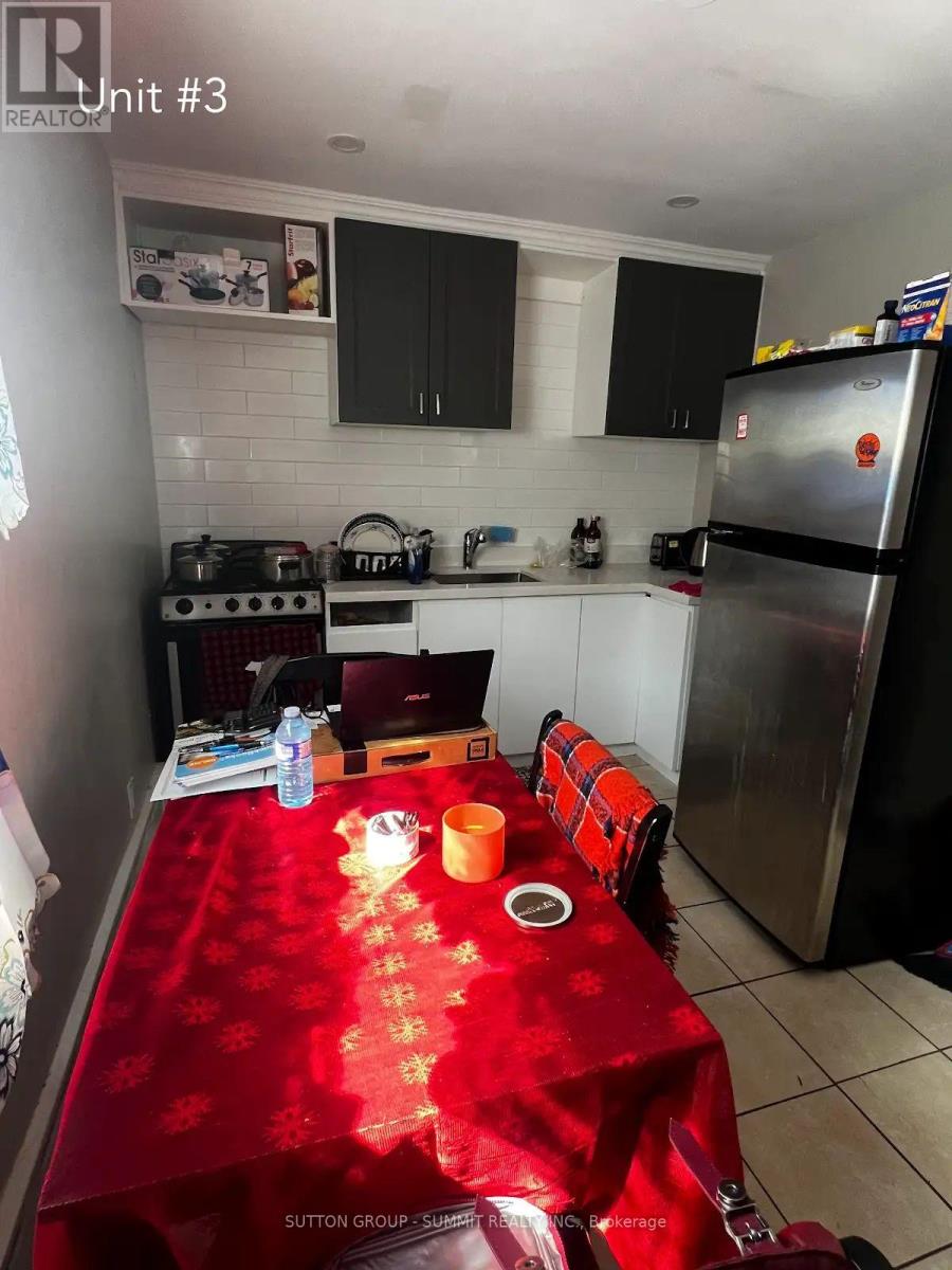 68 Ninth Street, Toronto, Ontario  M8V 3E3 - Photo 13 - W12420307