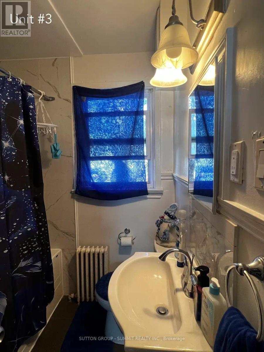 68 Ninth Street, Toronto, Ontario  M8V 3E3 - Photo 14 - W12420307