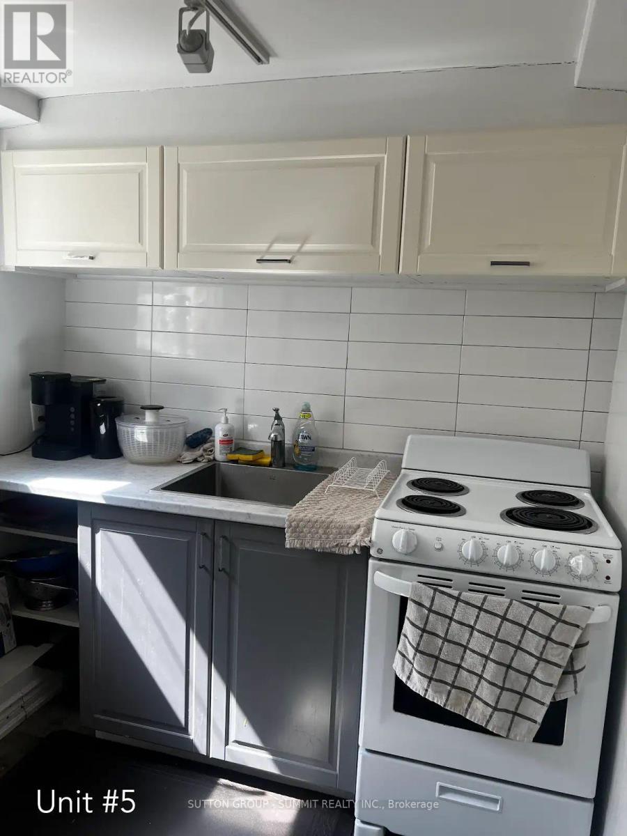 68 Ninth Street, Toronto, Ontario  M8V 3E3 - Photo 20 - W12420307
