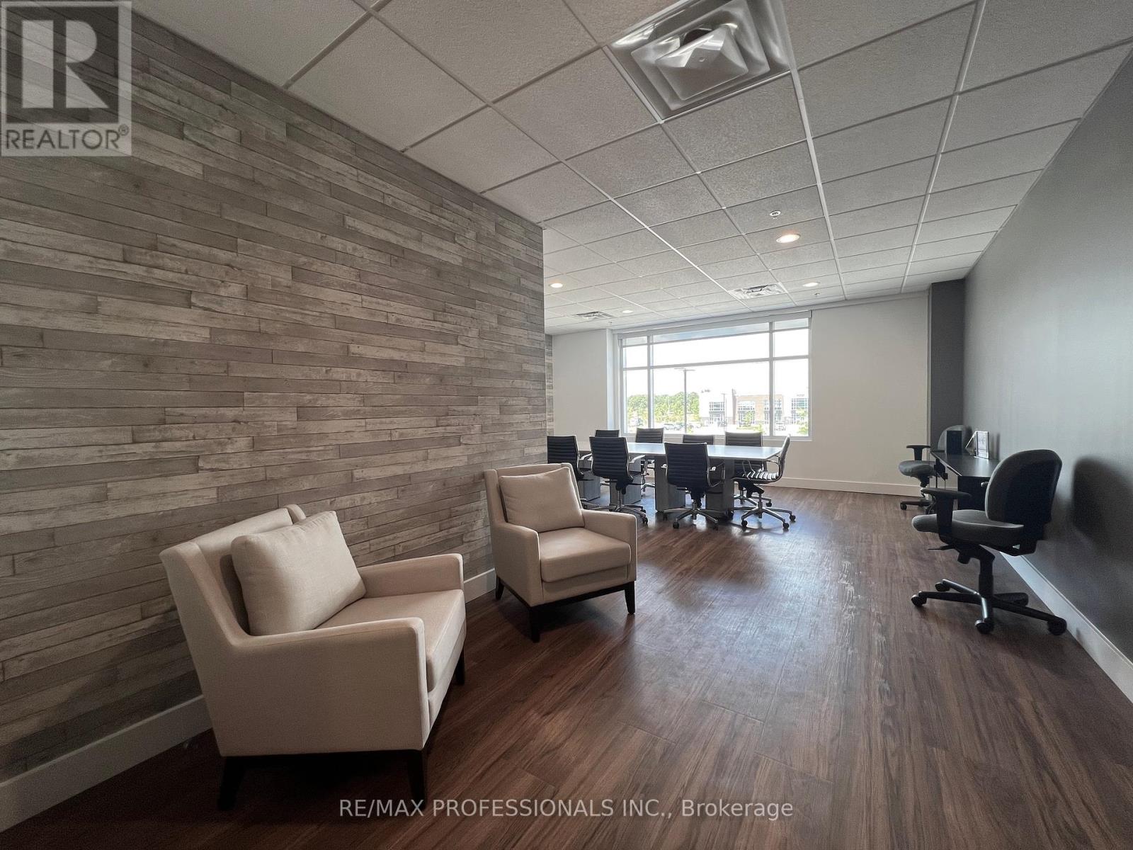 209 (Office Room 1) - 3495 Rebecca Street, Oakville, Ontario  L6L 0H5 - Photo 27 - W12420309