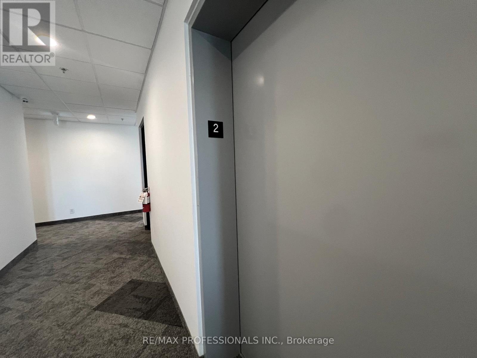 209 (Office Room 1) - 3495 Rebecca Street, Oakville, Ontario  L6L 0H5 - Photo 8 - W12420309