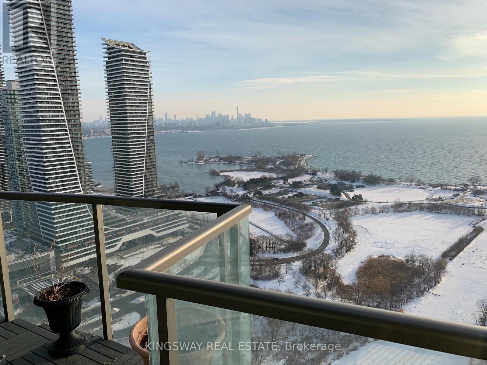 3707 - 2230 Lake Shore Boulevard W, Toronto, Ontario  M8V 0B2 - Photo 2 - W12420317
