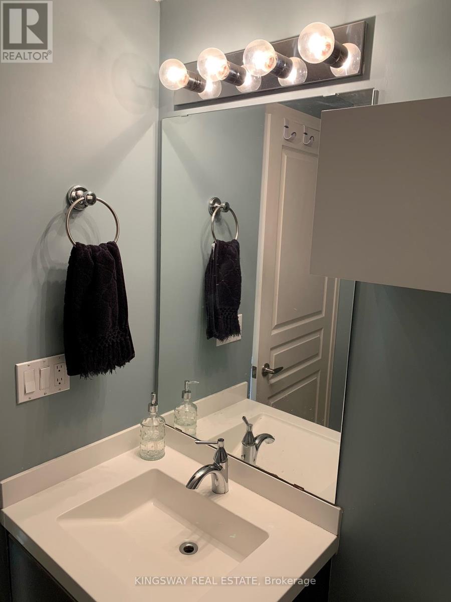 3707 - 2230 Lake Shore Boulevard W, Toronto, Ontario  M8V 0B2 - Photo 9 - W12420317