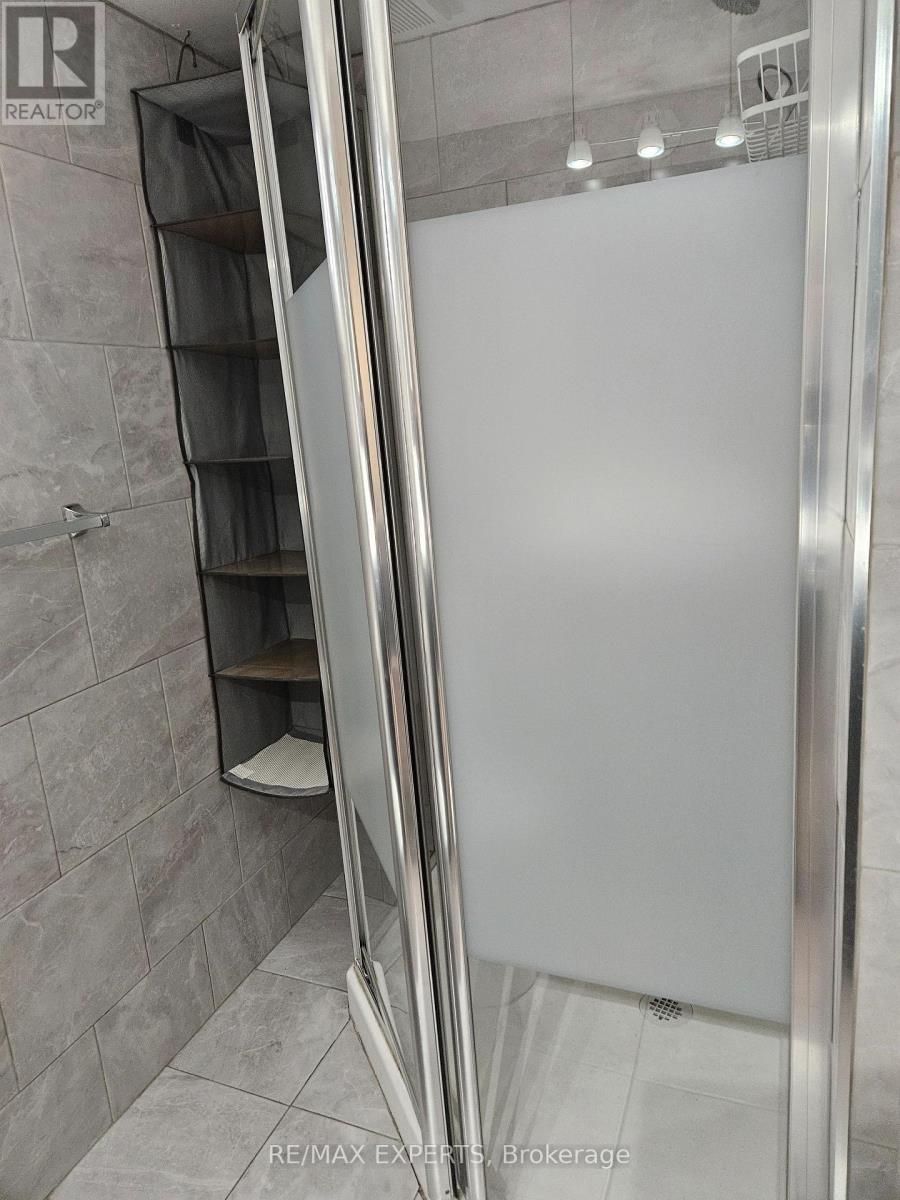 Main - 164 Prescott Avenue, Toronto, Ontario  M6N 3H1 - Photo 14 - W12420318