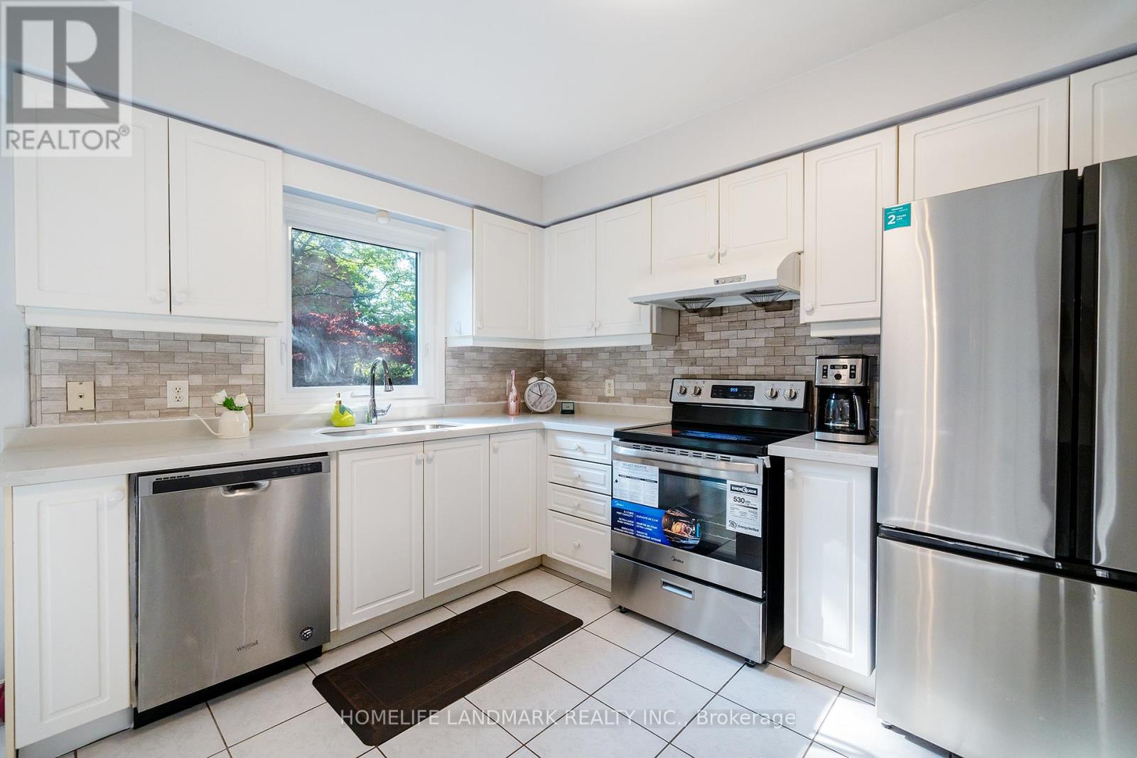 1266 Brillinger Street, Oakville, Ontario  L6M 3S5 - Photo 15 - W12420339