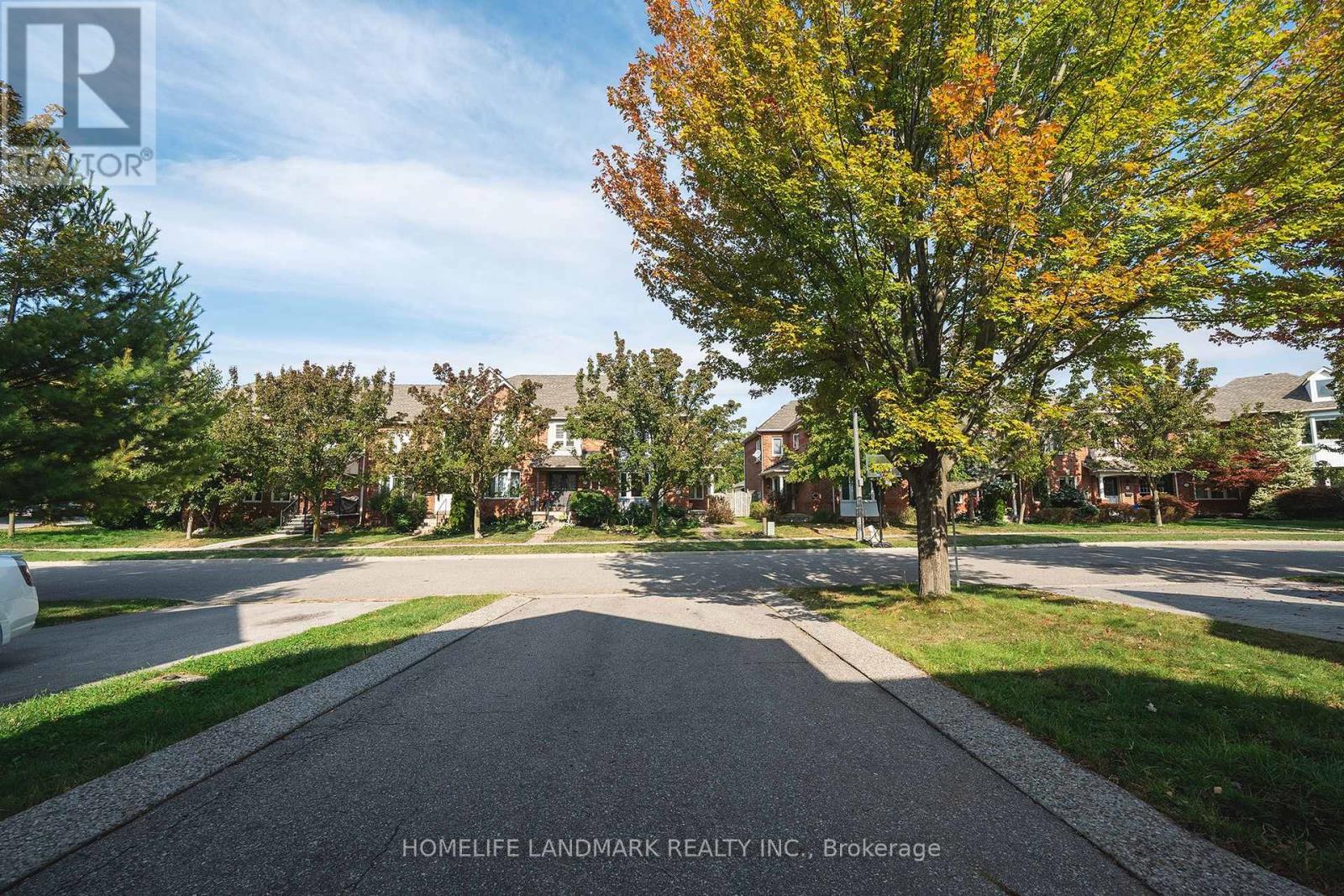 1266 Brillinger Street, Oakville, Ontario  L6M 3S5 - Photo 2 - W12420339