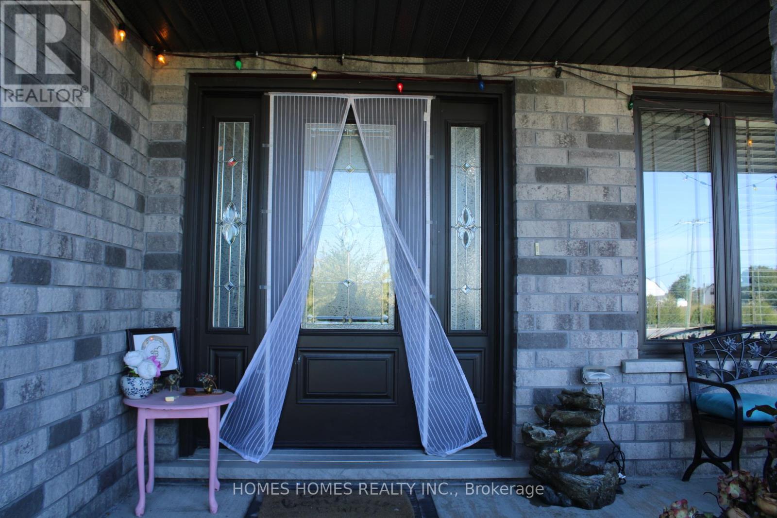 192 Ruby's Crescent, Wellington North, Ontario  N0G 2L2 - Photo 6 - X12420272