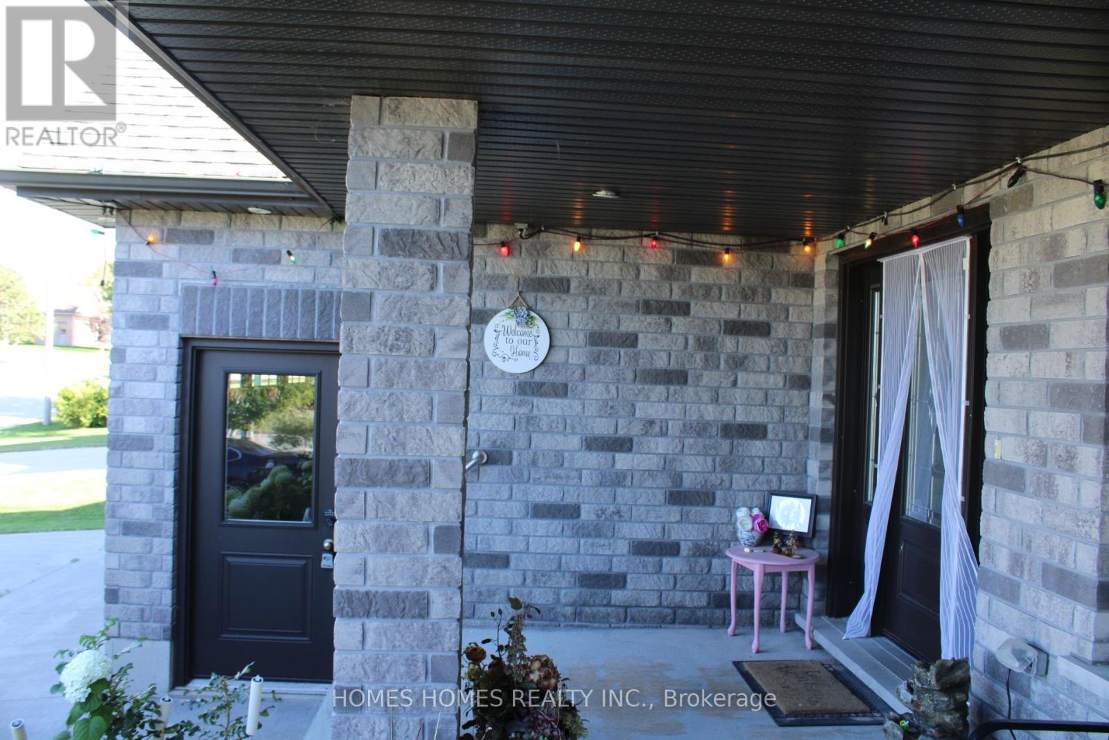 192 Ruby's Crescent, Wellington North, Ontario  N0G 2L2 - Photo 5 - X12420272