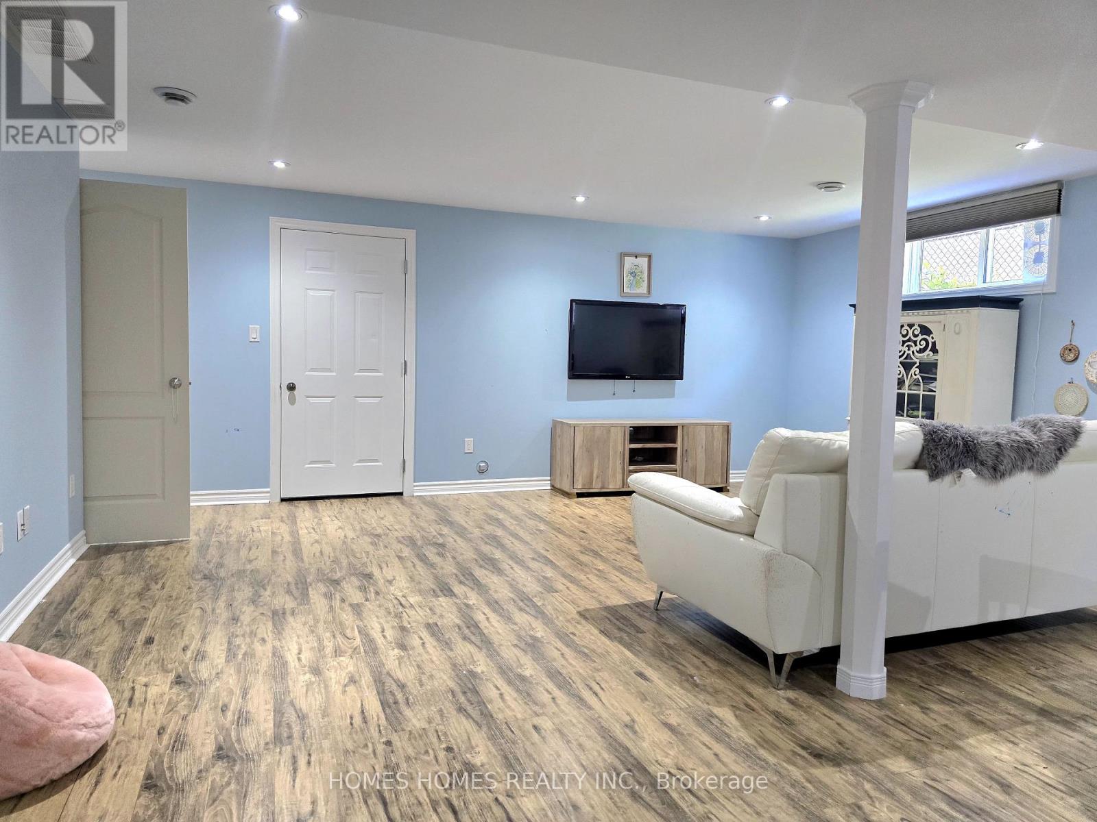 192 Ruby's Crescent, Wellington North, Ontario  N0G 2L2 - Photo 43 - X12420272