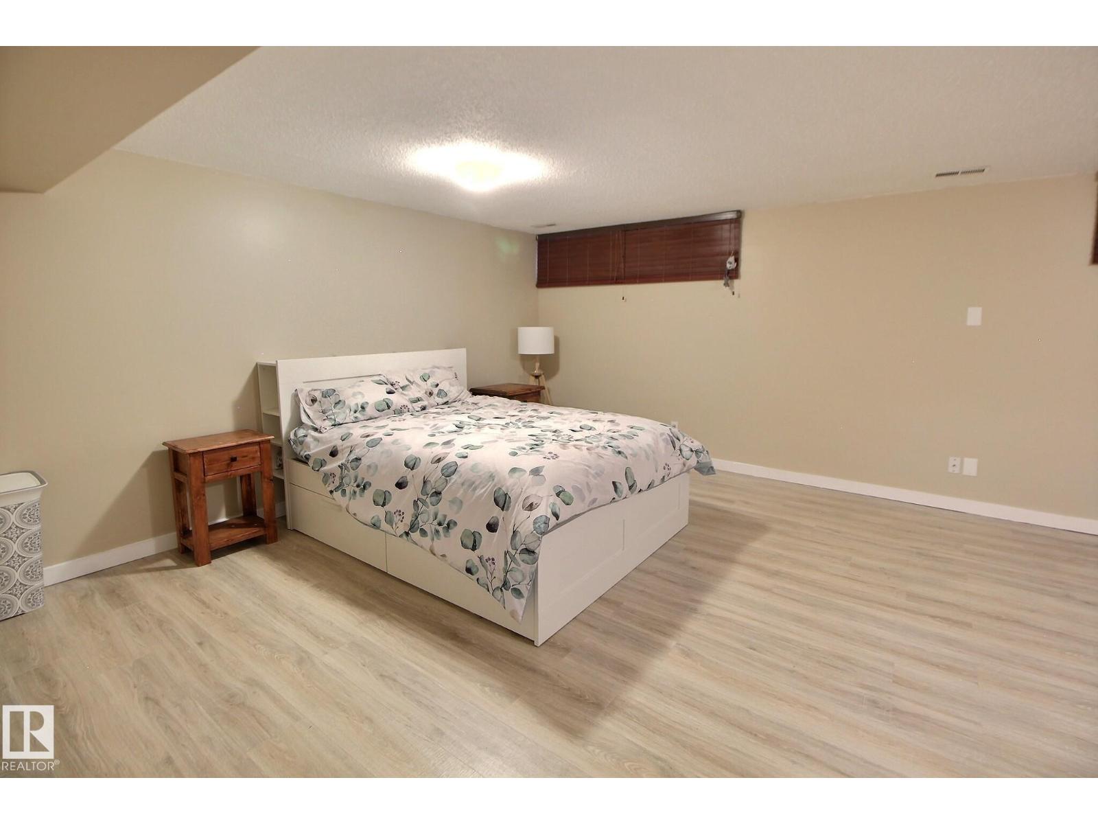 49 Royal Rd Nw, Edmonton, Alberta  T6J 2E7 - Photo 14 - E4458999