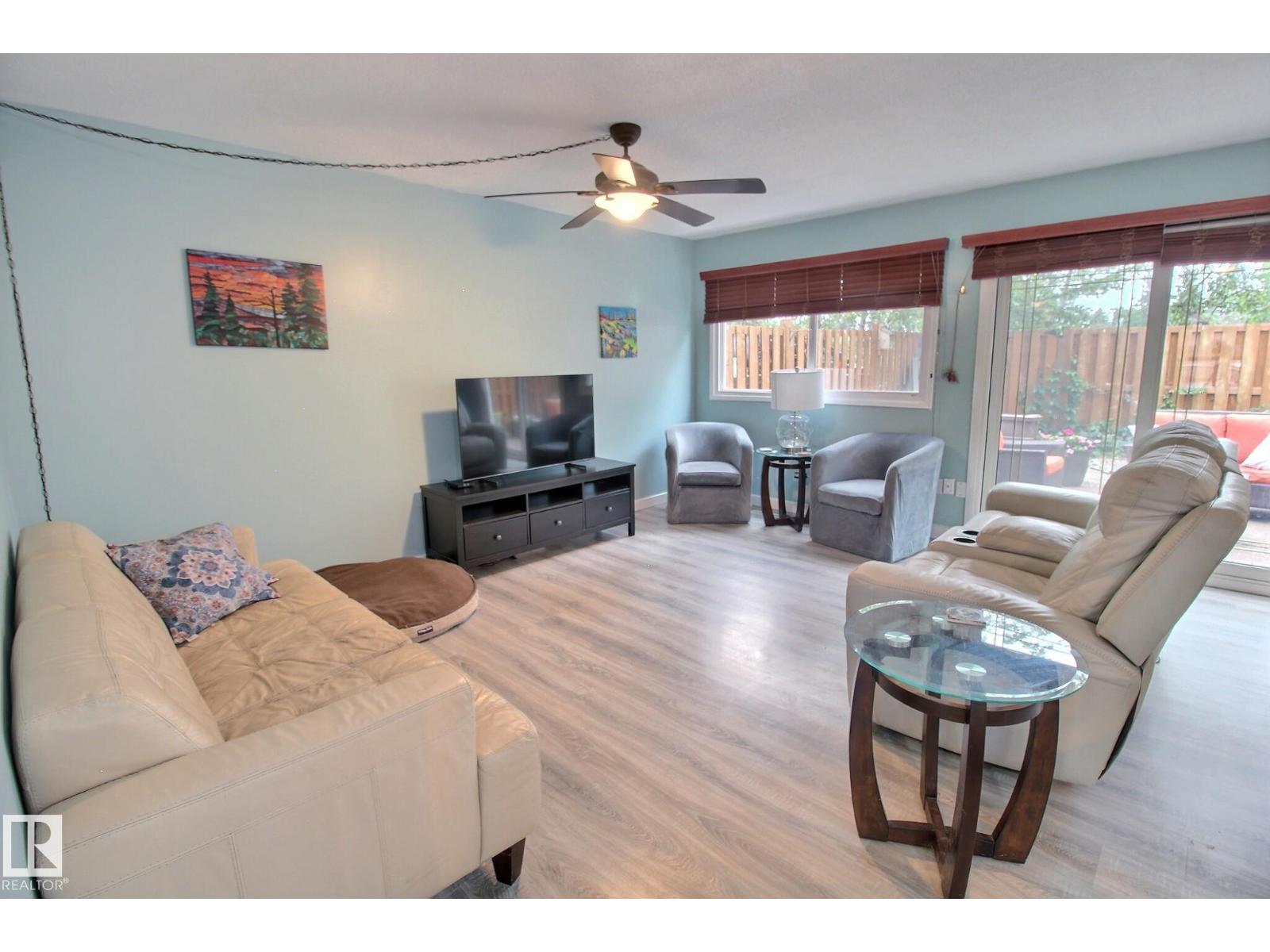 49 Royal Rd Nw, Edmonton, Alberta  T6J 2E7 - Photo 5 - E4458999