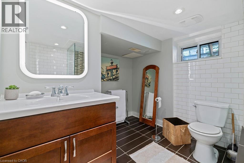 406 Margueretta Street, Toronto, Ontario  M6H 3S5 - Photo 22 - 40772434