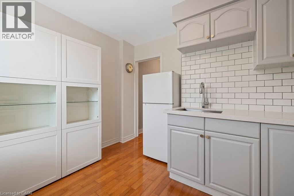 406 Margueretta Street, Toronto, Ontario  M6H 3S5 - Photo 33 - 40772434