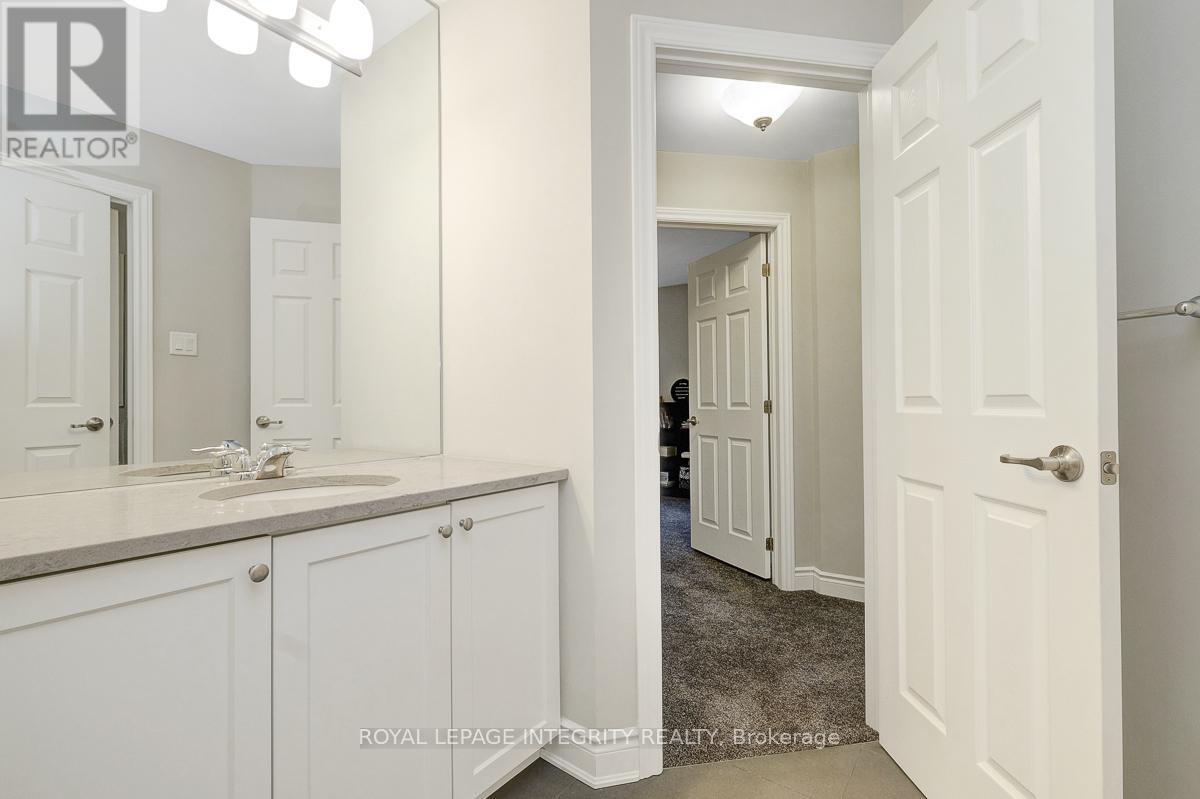 547 Parade Drive, Ottawa, Ontario  K2S 0X8 - Photo 30 - X12420354