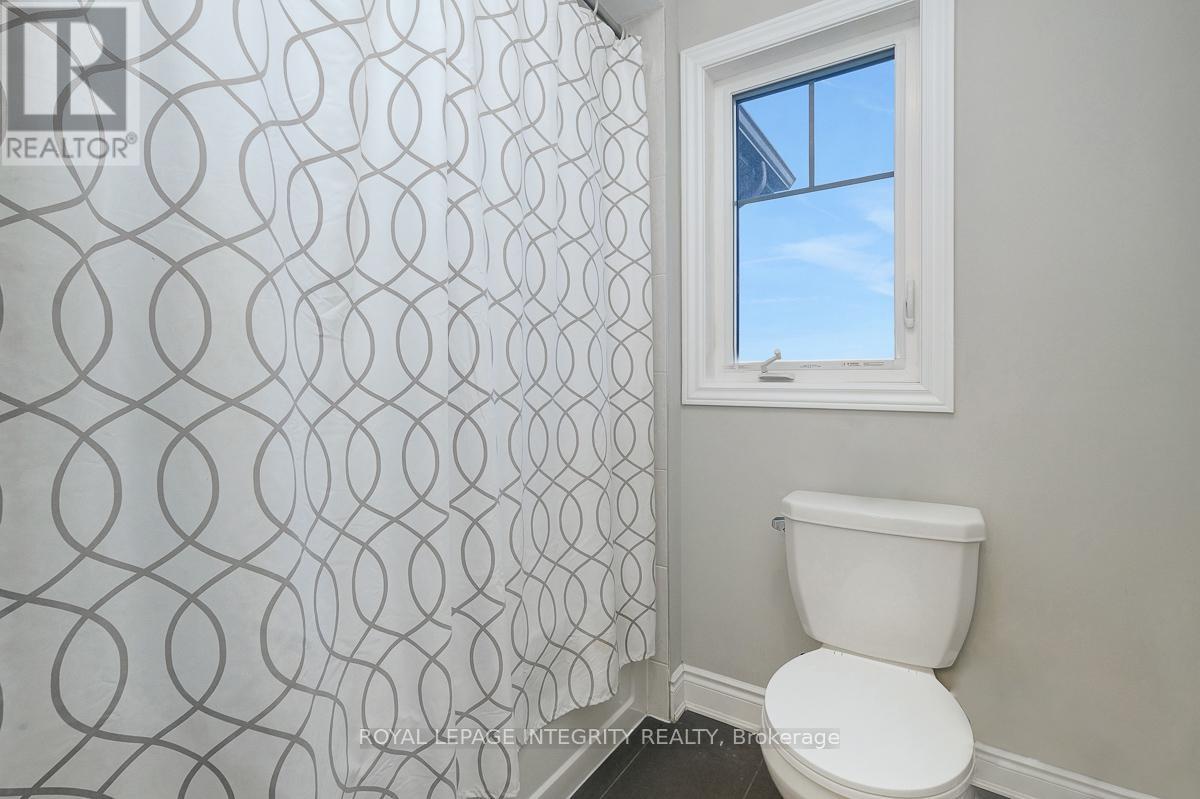 547 Parade Drive, Ottawa, Ontario  K2S 0X8 - Photo 32 - X12420354