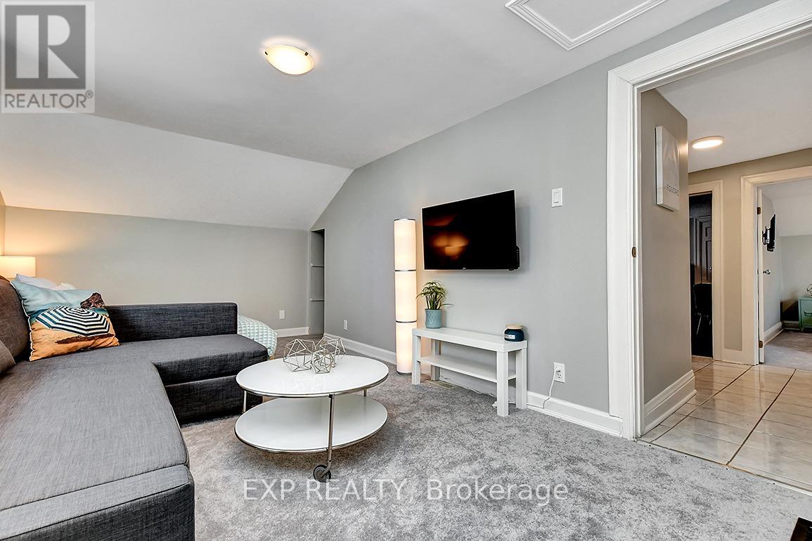 566 Kirkwood Avenue, Ottawa, Ontario  K1Z 5X4 - Photo 17 - X12420375