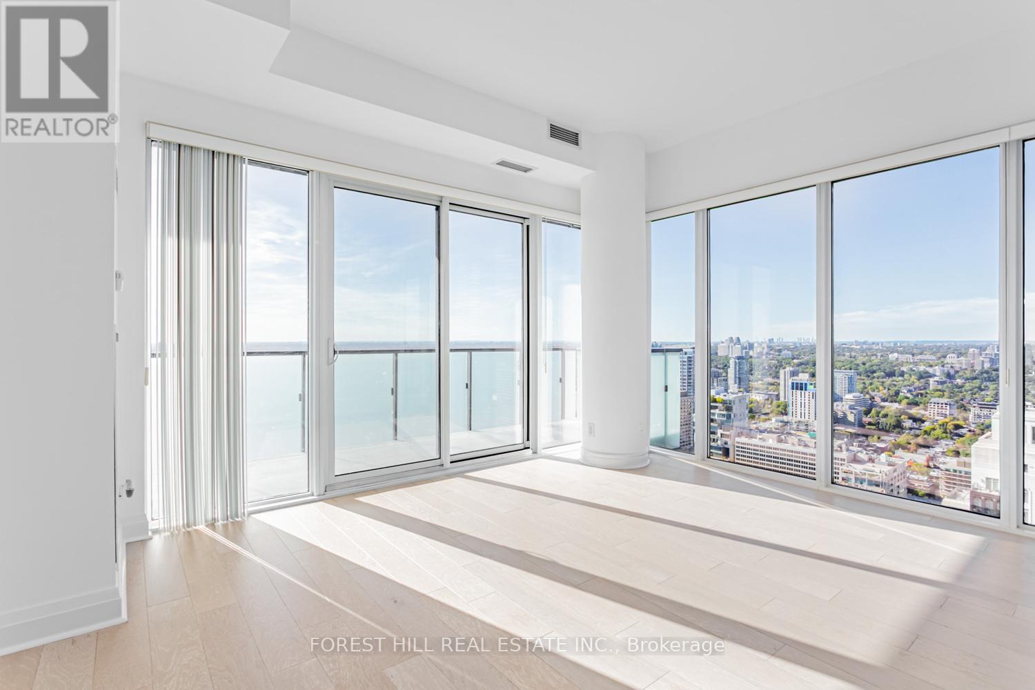 4305 - 65 St Mary Street, Toronto (Bay Street Corridor), Ontario  M5S 0A6 - Photo 3 - C12418742
