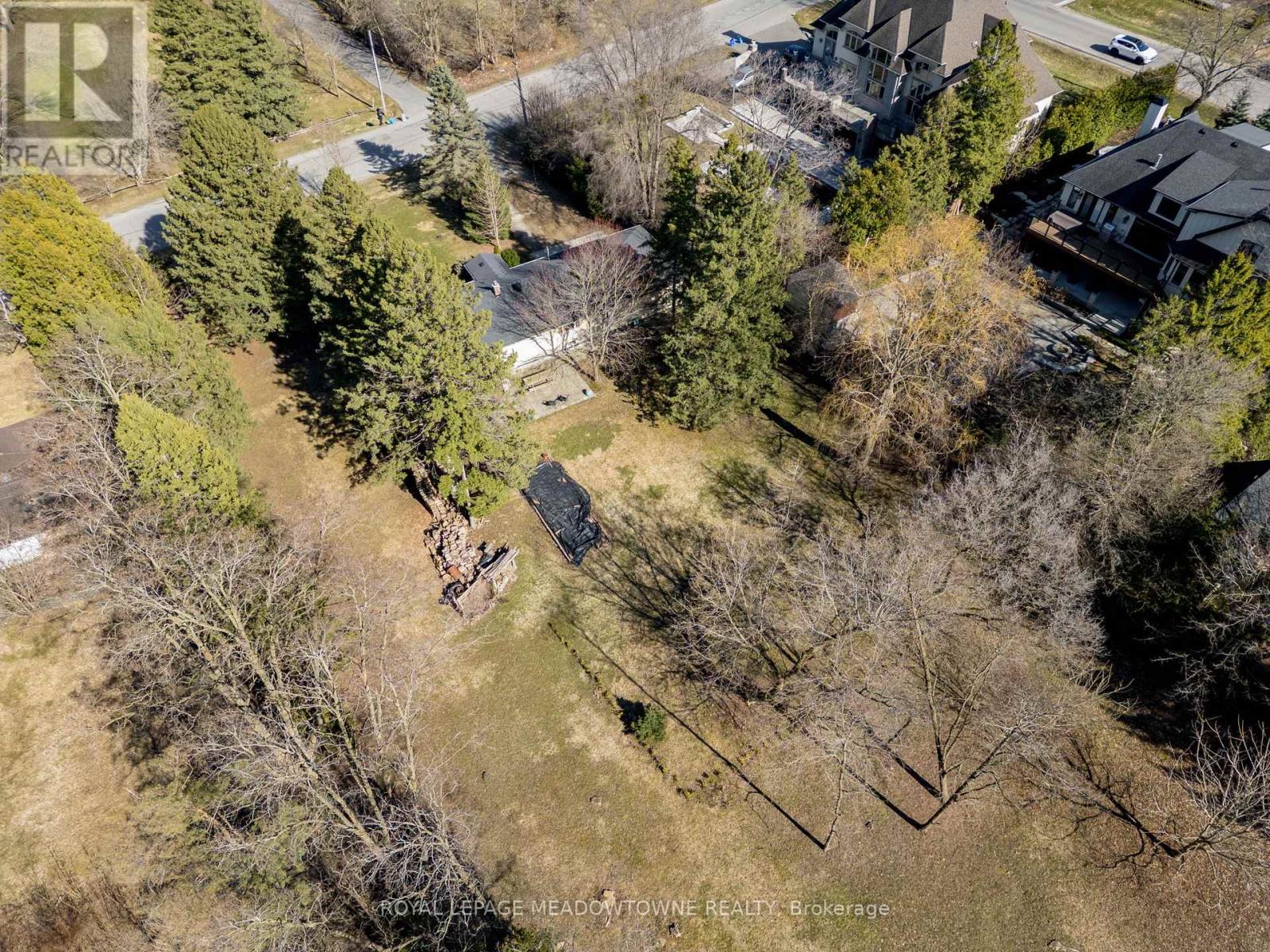 208 Martin Street, King, Ontario  L7B 1J5 - Photo 6 - N12404957