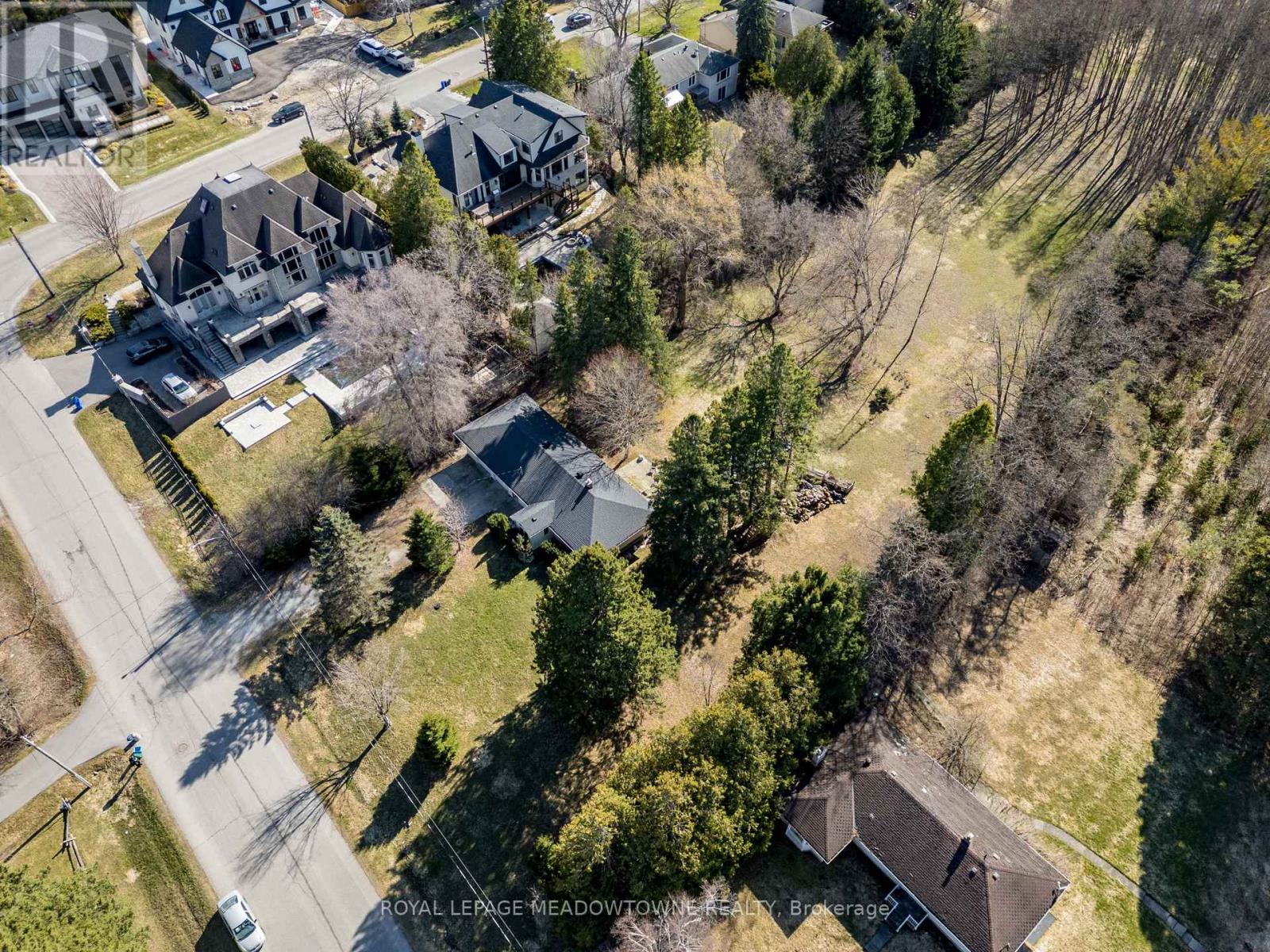 208 Martin Street, King, Ontario  L7B 1J5 - Photo 37 - N12404957