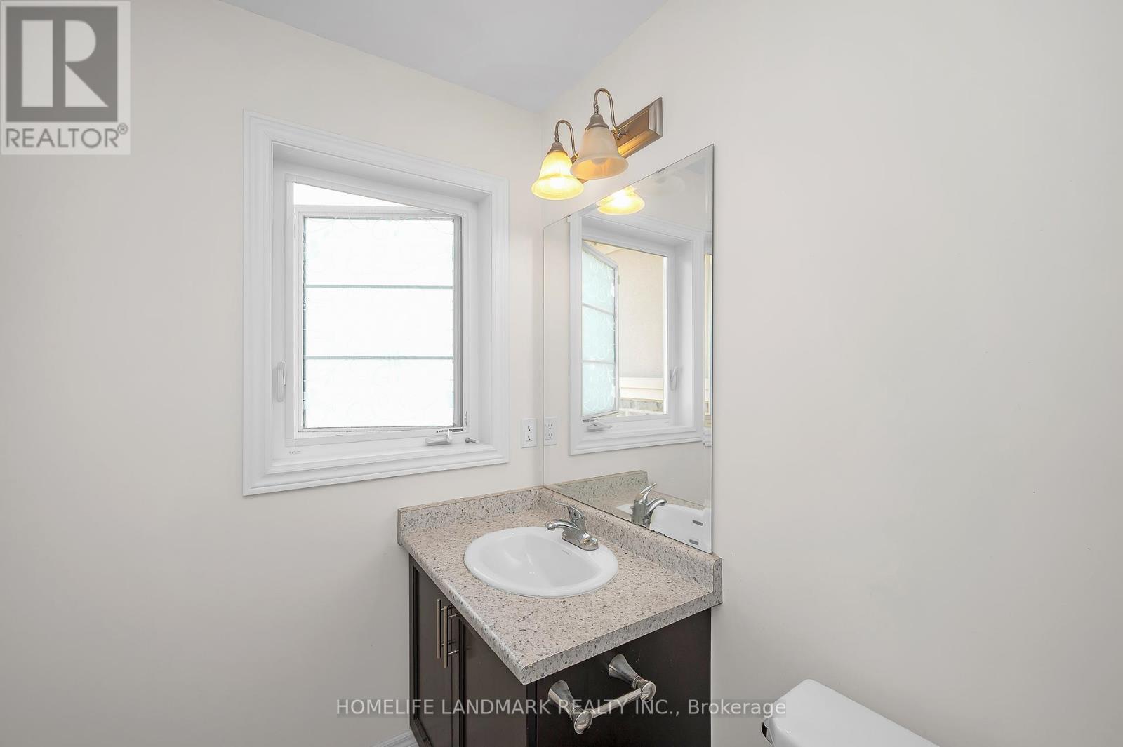8 Dougherty Court, Hamilton, Ontario  L9K 0H7 - Photo 19 - X12420372