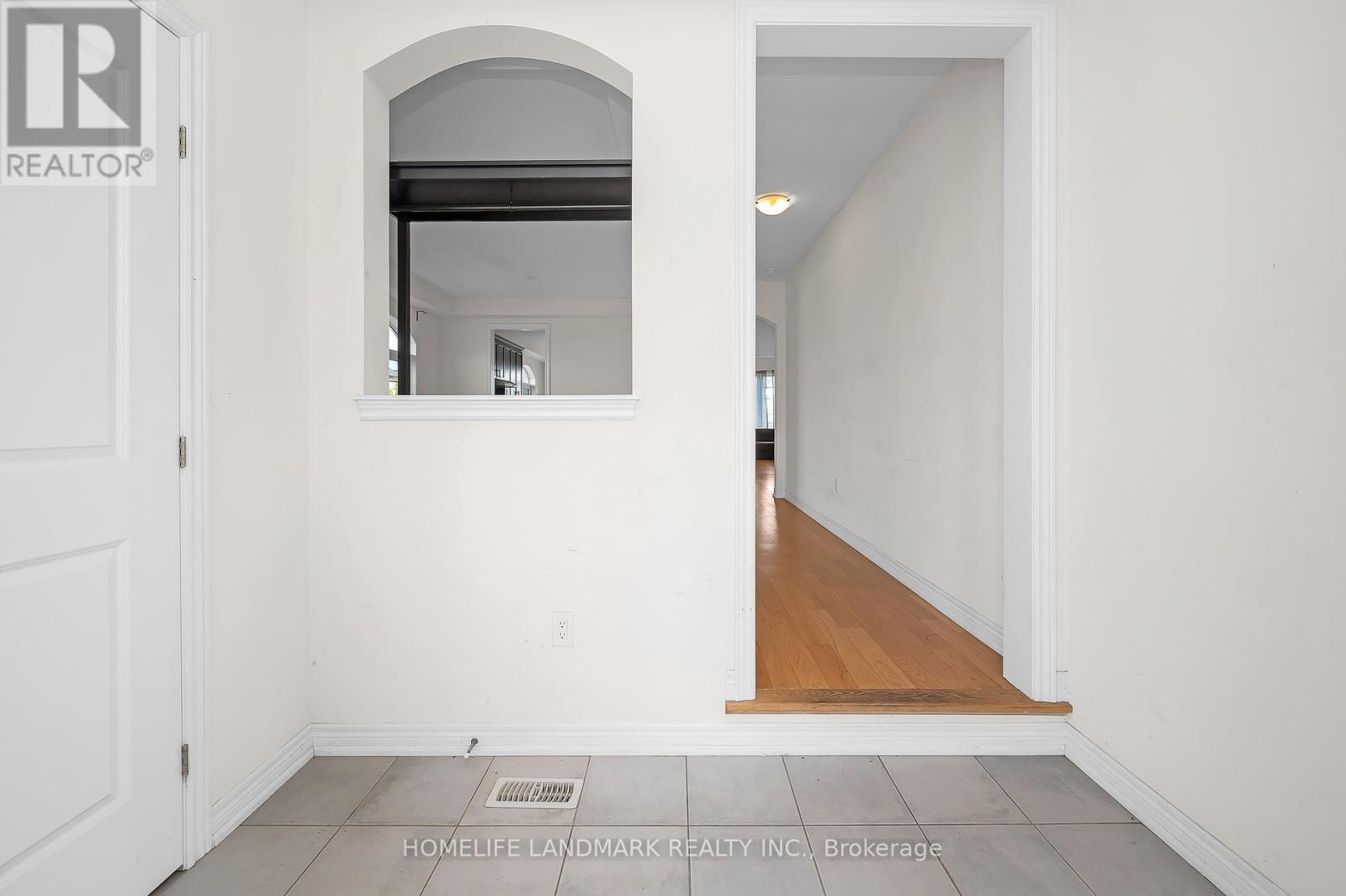 8 Dougherty Court, Hamilton, Ontario  L9K 0H7 - Photo 37 - X12420372
